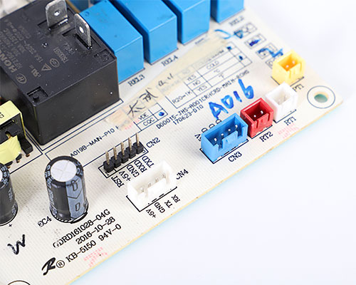 Mobile air conditioner power board